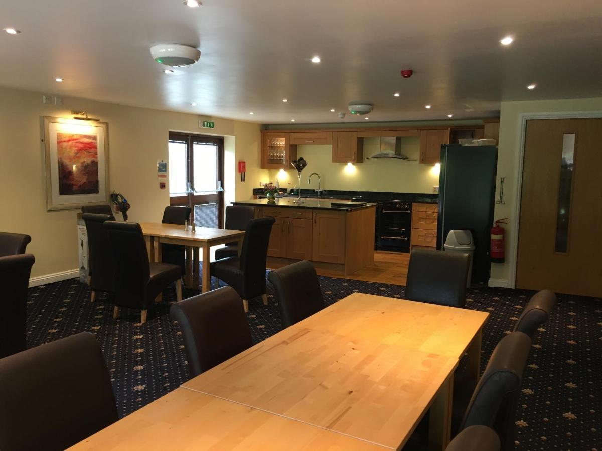 Cameley Lodge - Self Catering Temple Cloud Bagian luar foto