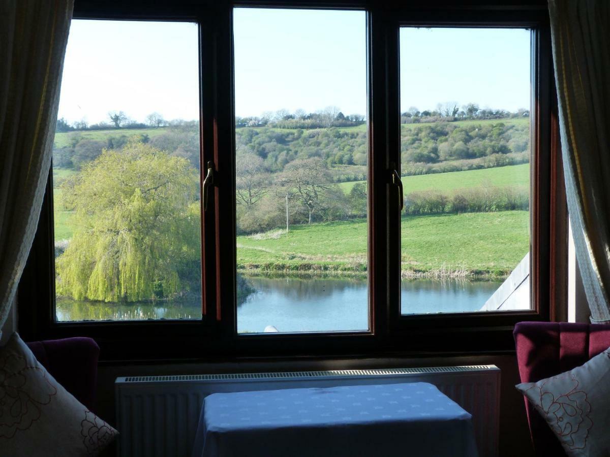 Cameley Lodge - Self Catering Temple Cloud Bagian luar foto